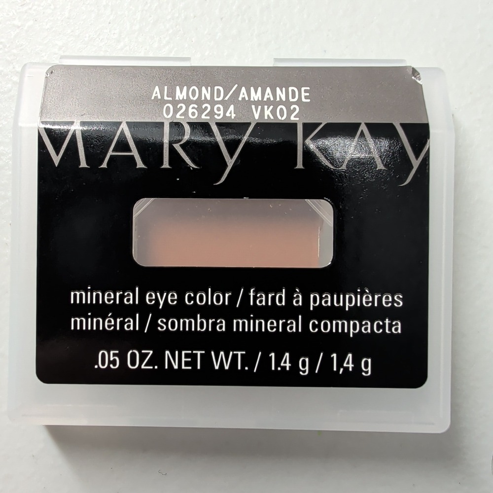 Mary Kay Mineral Eye Color Almond 026294 VK02 Matte Eyeshadow Single 0.05 oz